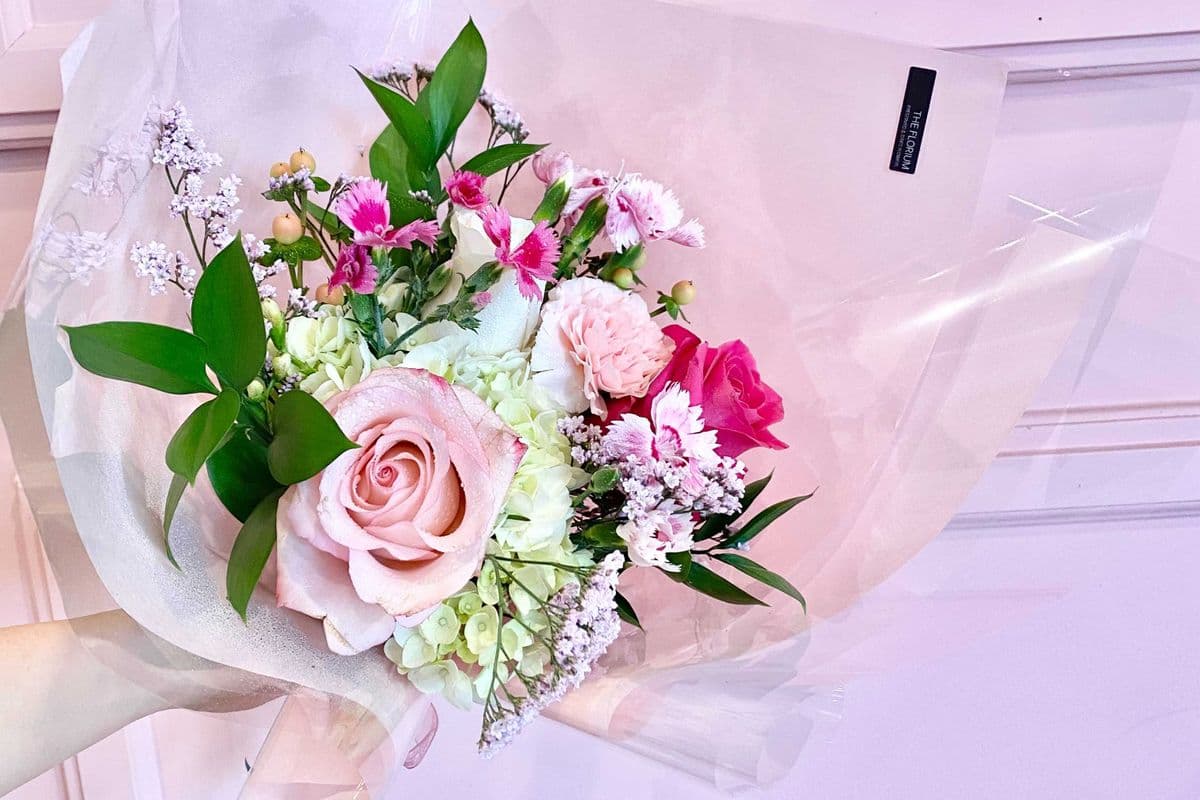 Seasonal Fresh Hand-Tied Bouquet Basic