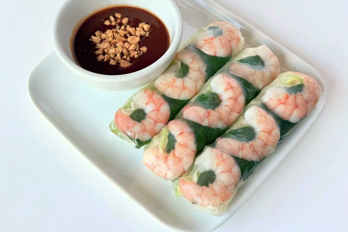 1. Fresh Salad Rolls (Three Pieces)