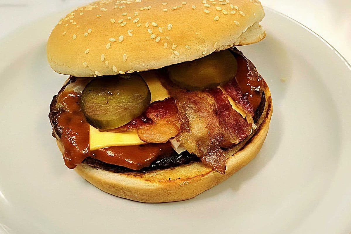 Bacon Cheese Burger