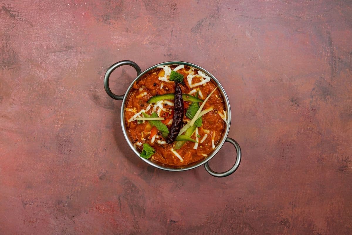 Kadai Paneer (Served with Free Rice or Naan or Roti)