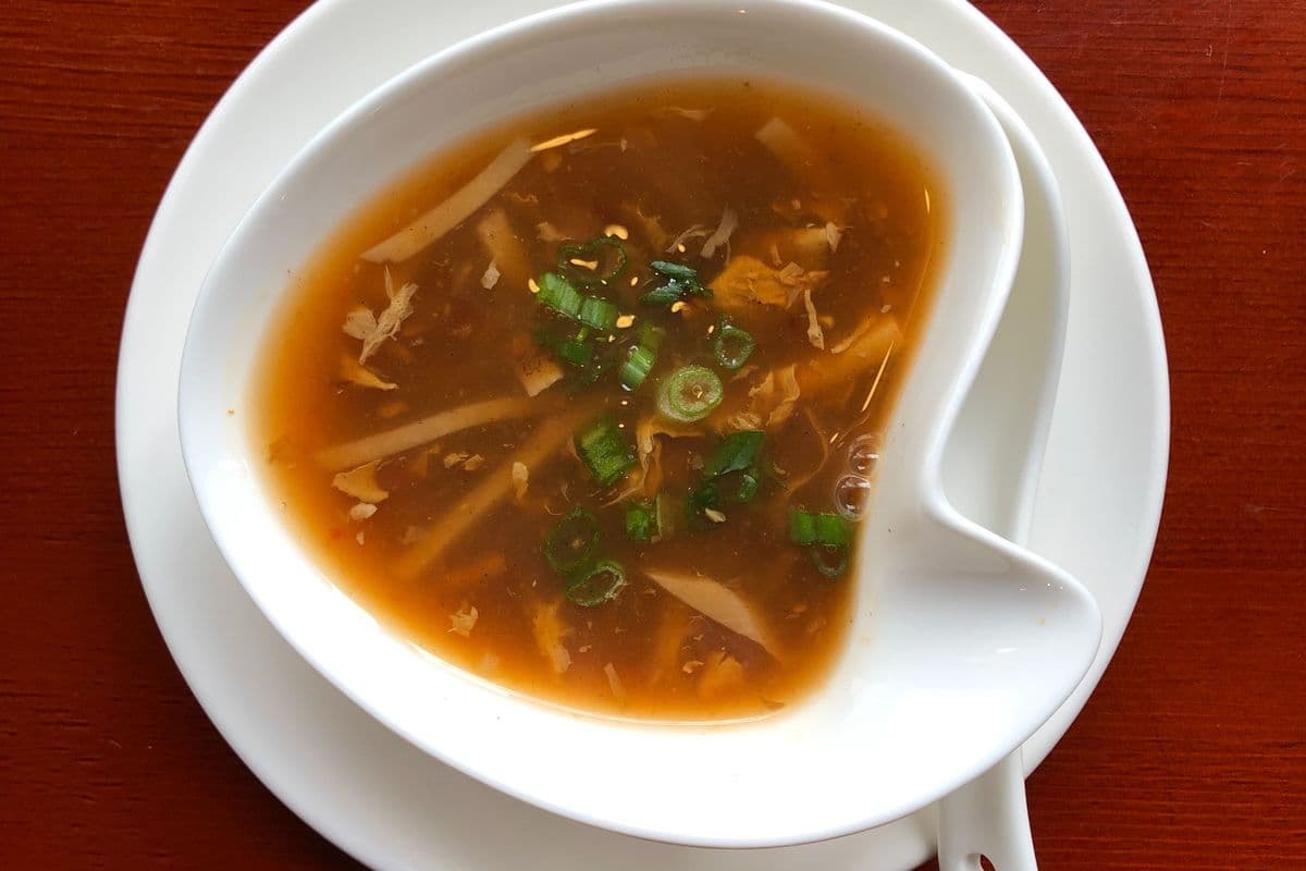 30. Soupe aigre-piquante / hot and Sour Soup
