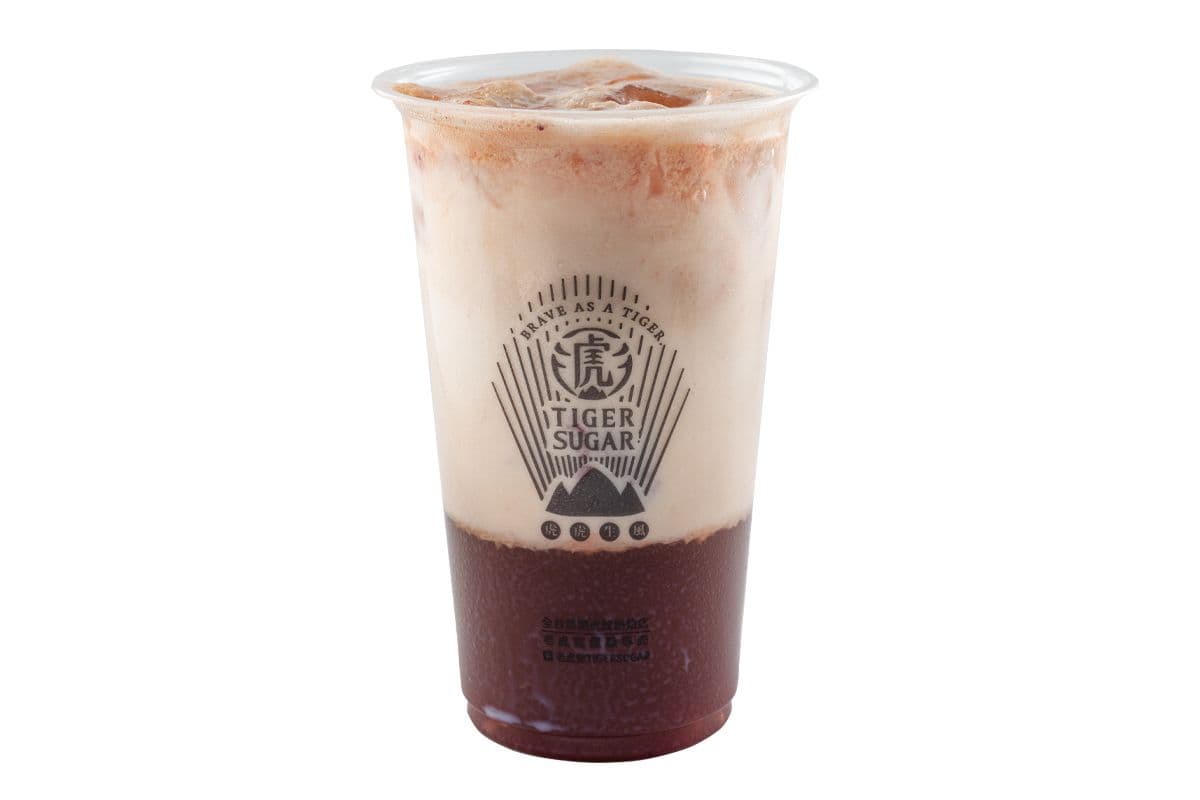 Strawberry Tea Latte / Strawberry Tea Latte