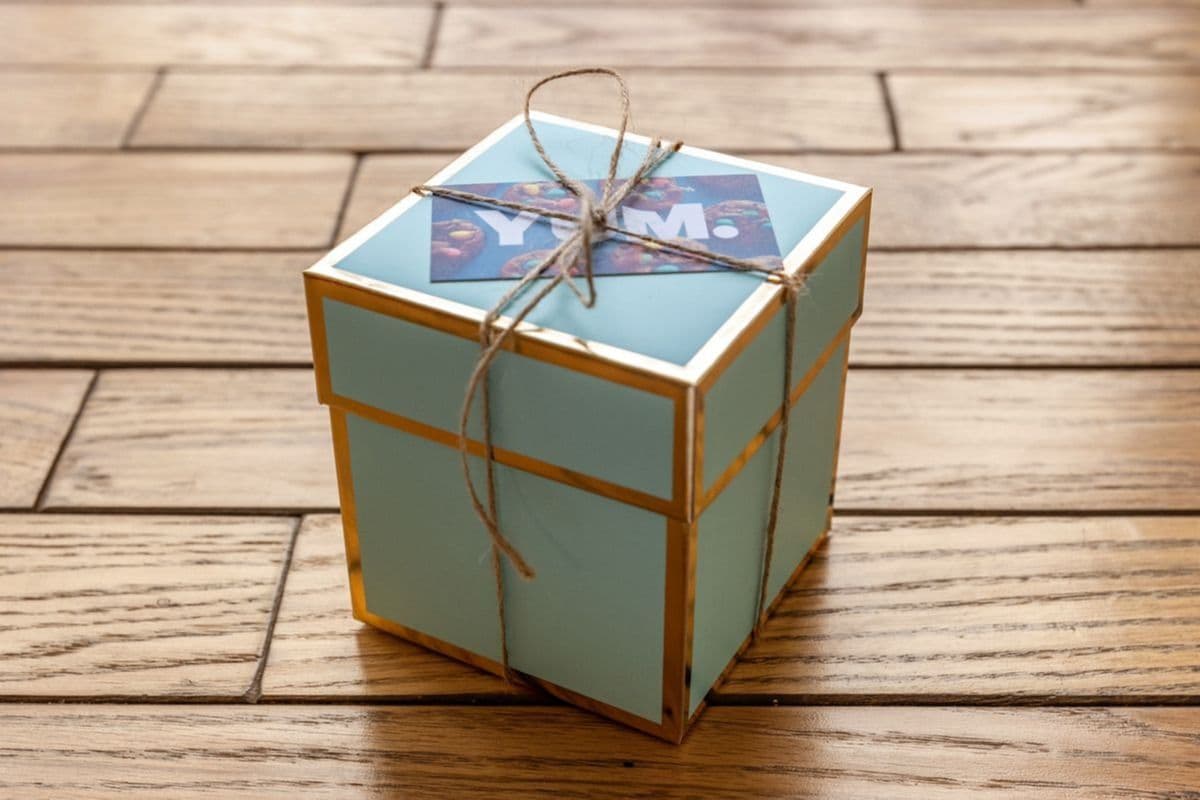 Add Gift Box