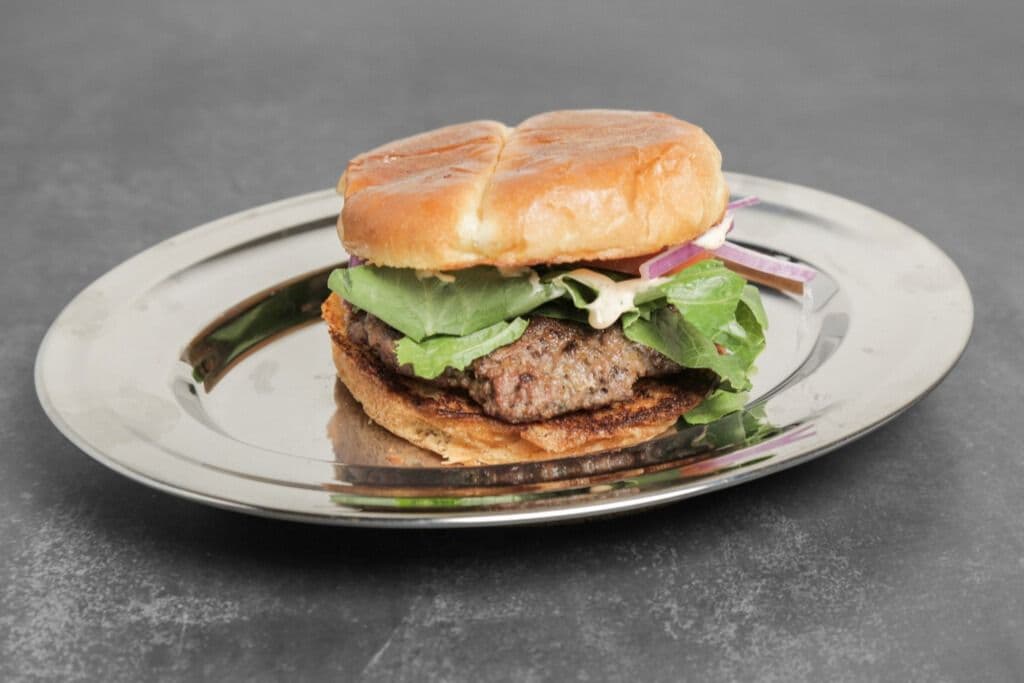 Le Burger / The Burger