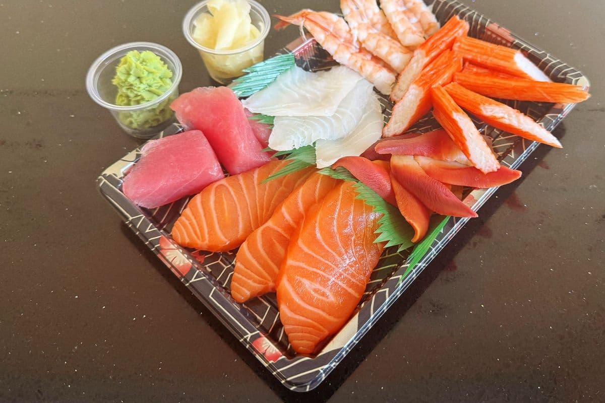 S3. Mixed Sashimi (20 pcs)