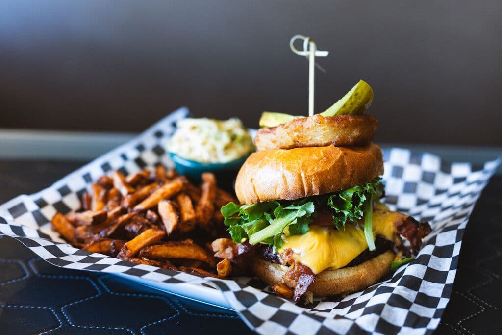 Burger classique avec fromage & bacon