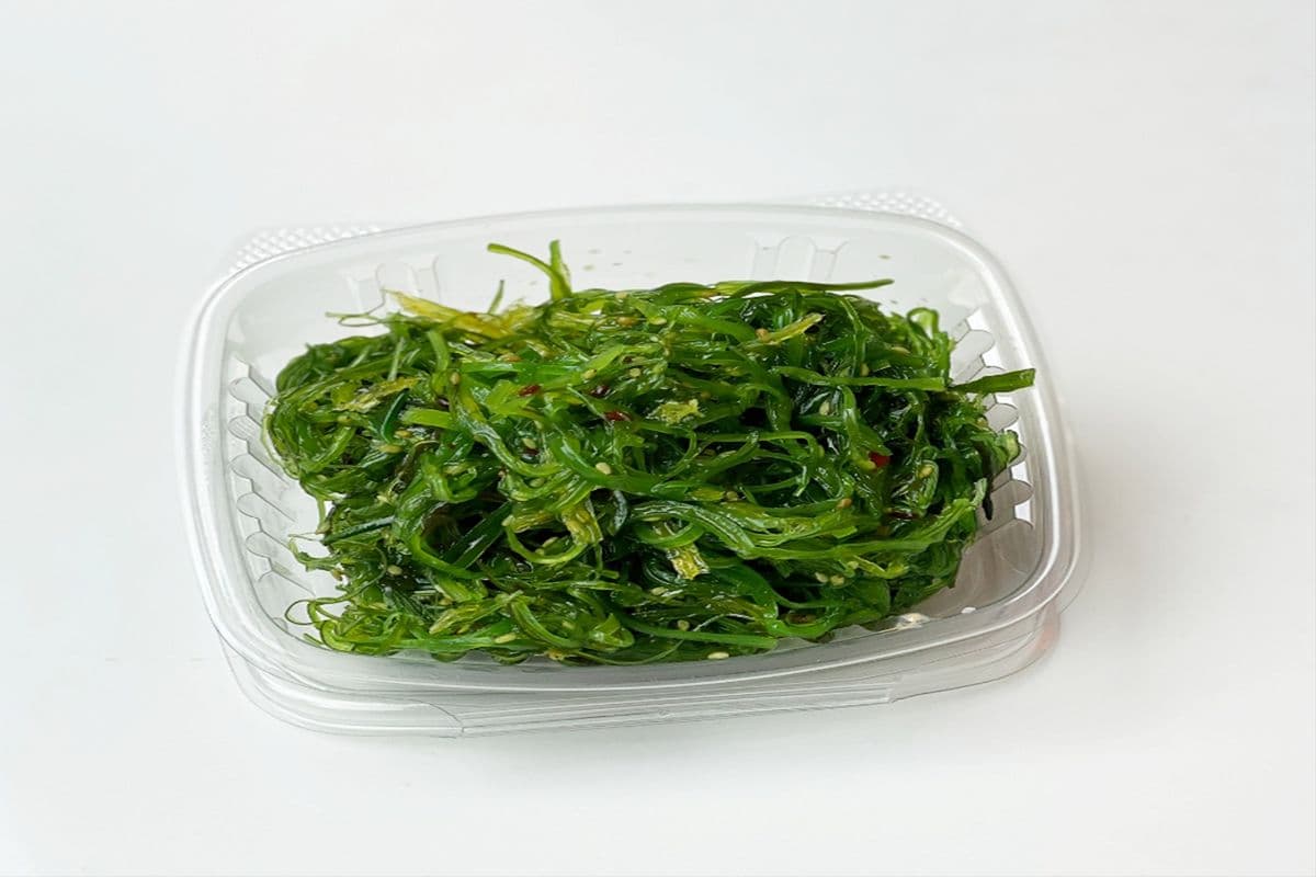 Seaweed Salad (8 oz)