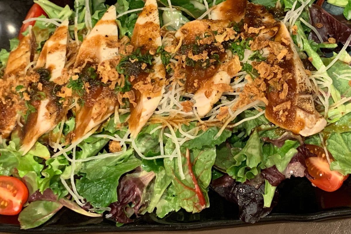 Toro Tataki Salad (6 pcs)