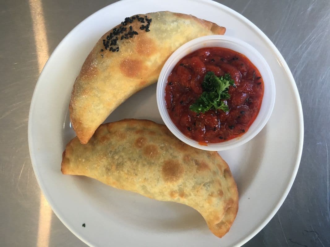 Vegetarian Samosa (2 Pcs)