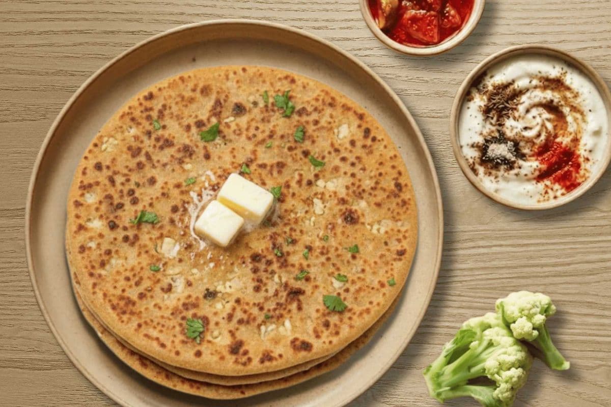 Gobi Parantha, Dahi, and Achaar