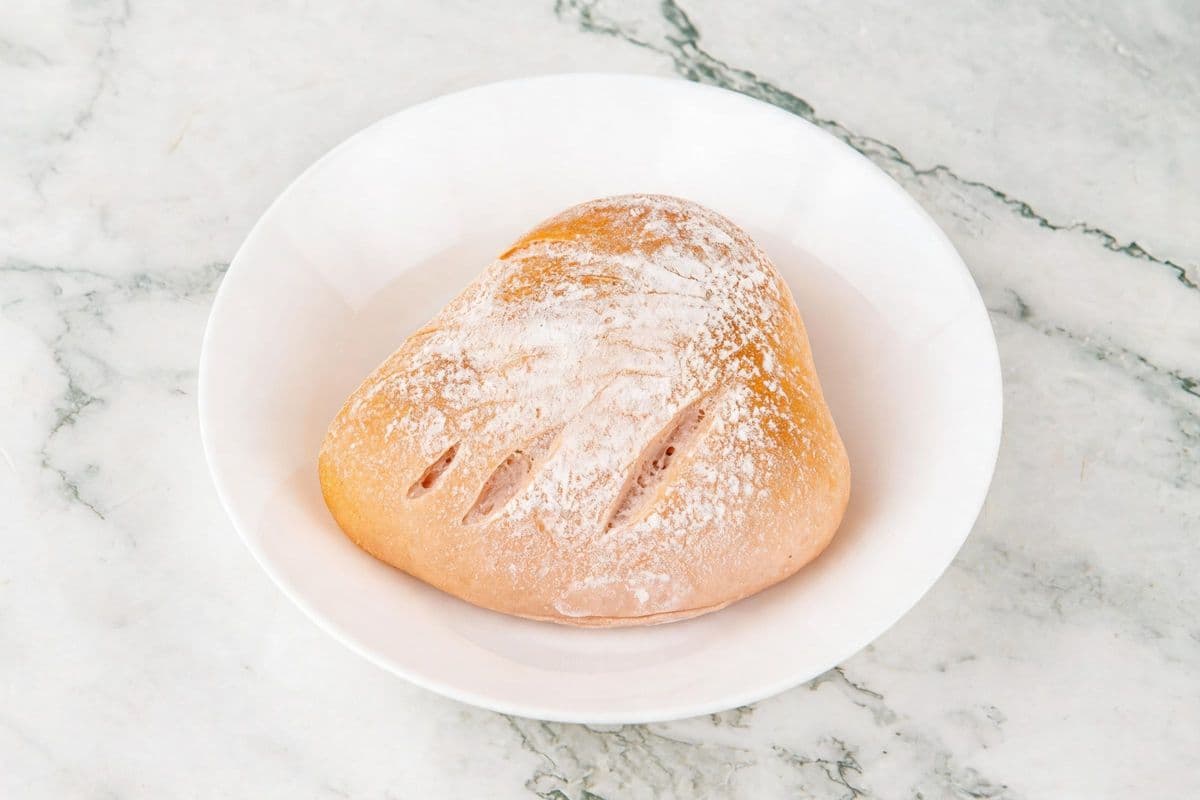 Salty Egg Yolk & Taro Bun