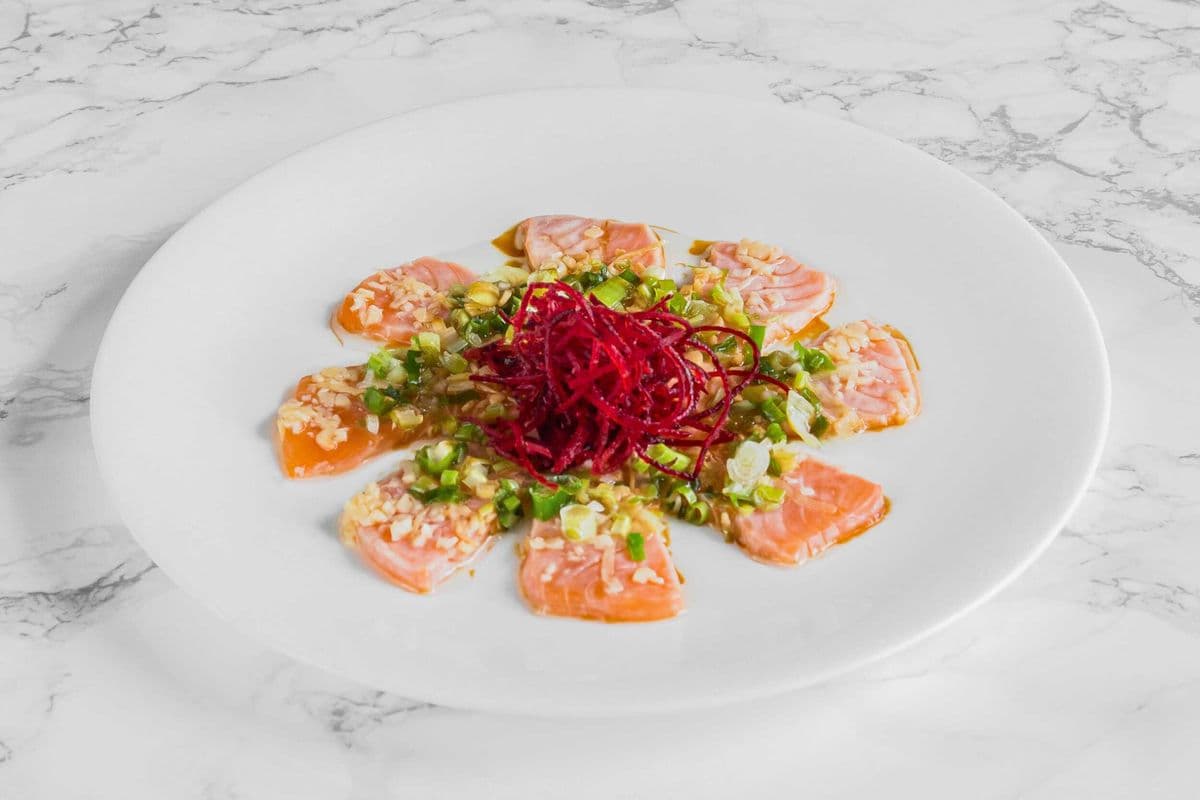 New Style Sashimi (8 pcs)