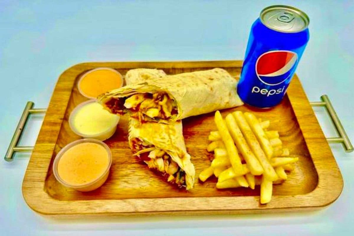CHICKEN PITA COMBO