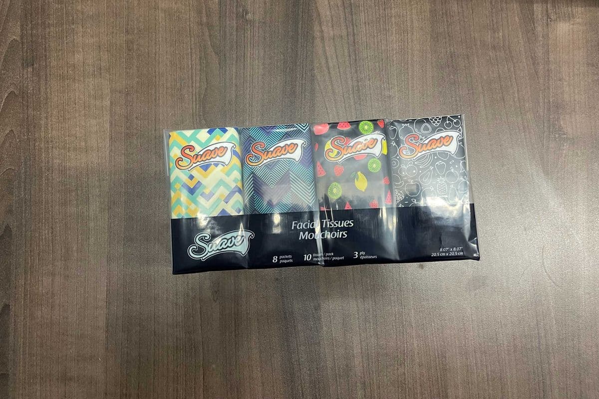 Tissue 3Ply Suave 8 Pocket packs (8 Pack)