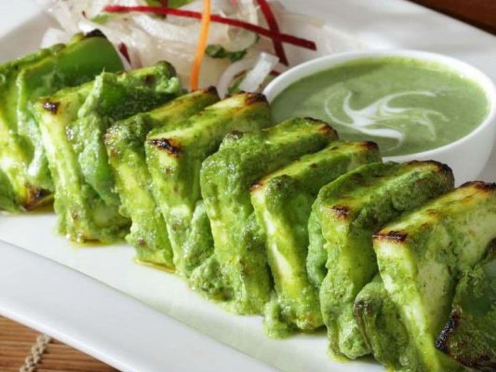Hariyali Tikka - Paneer