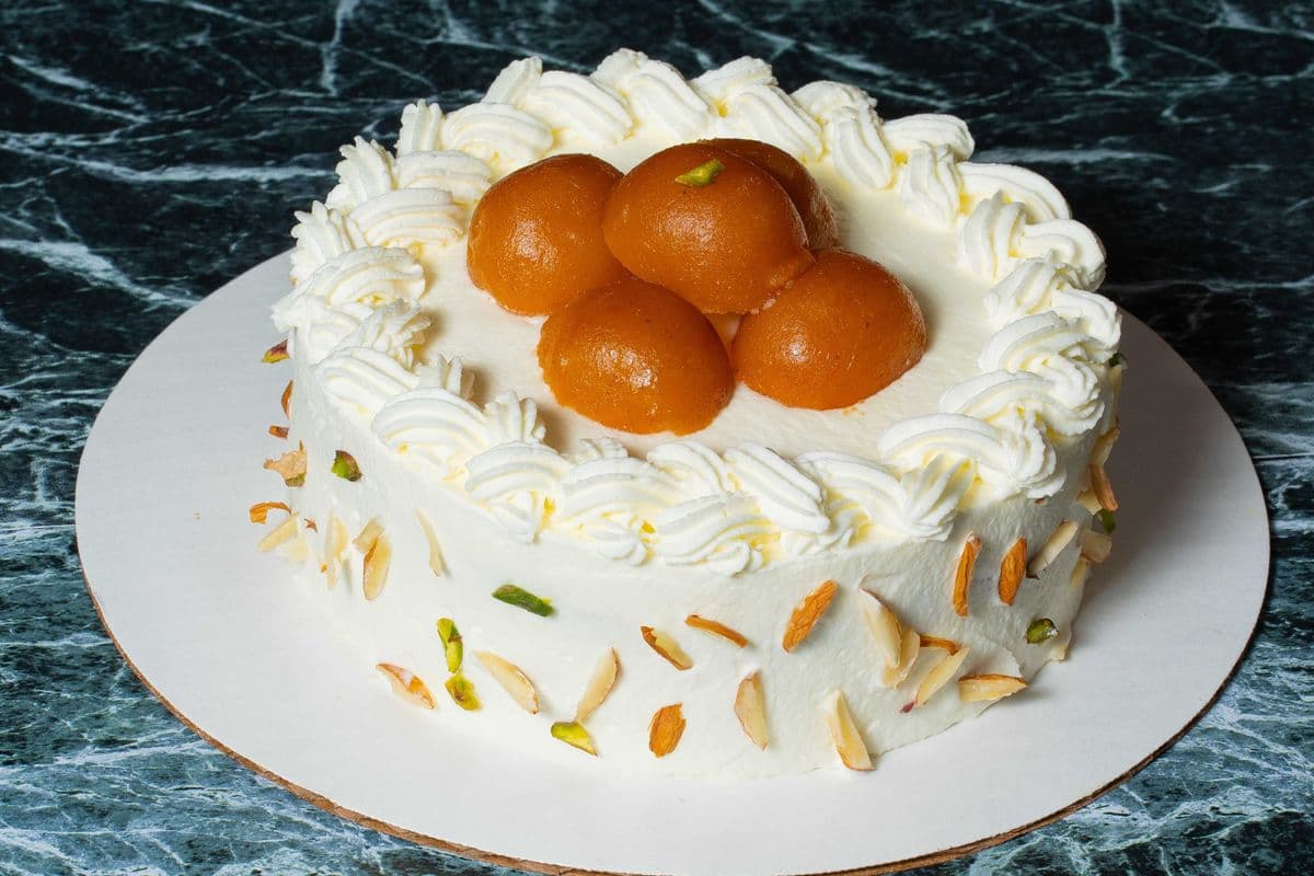 6" Gulab Jamun Cake