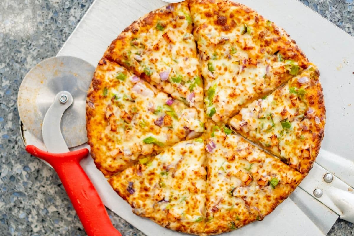 Medium Butter Chicken Recipe Pizza