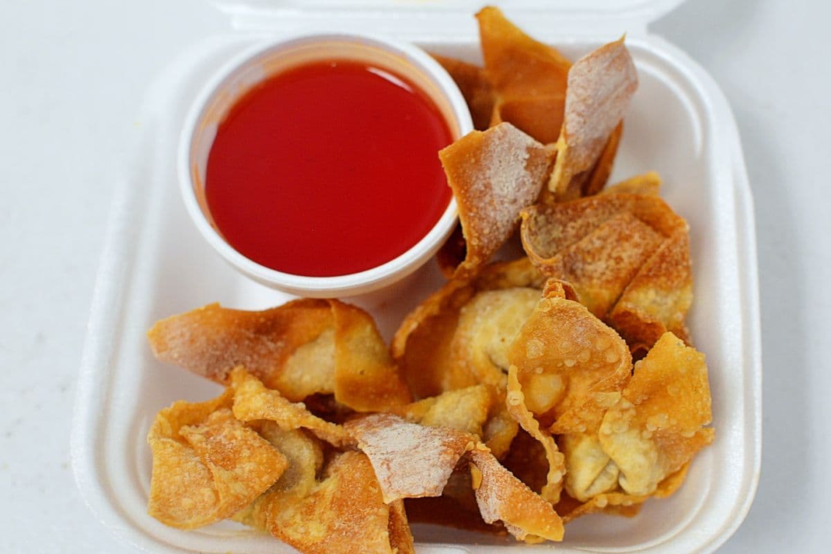 2. Deep-Fried Wontons (8 pcs)
