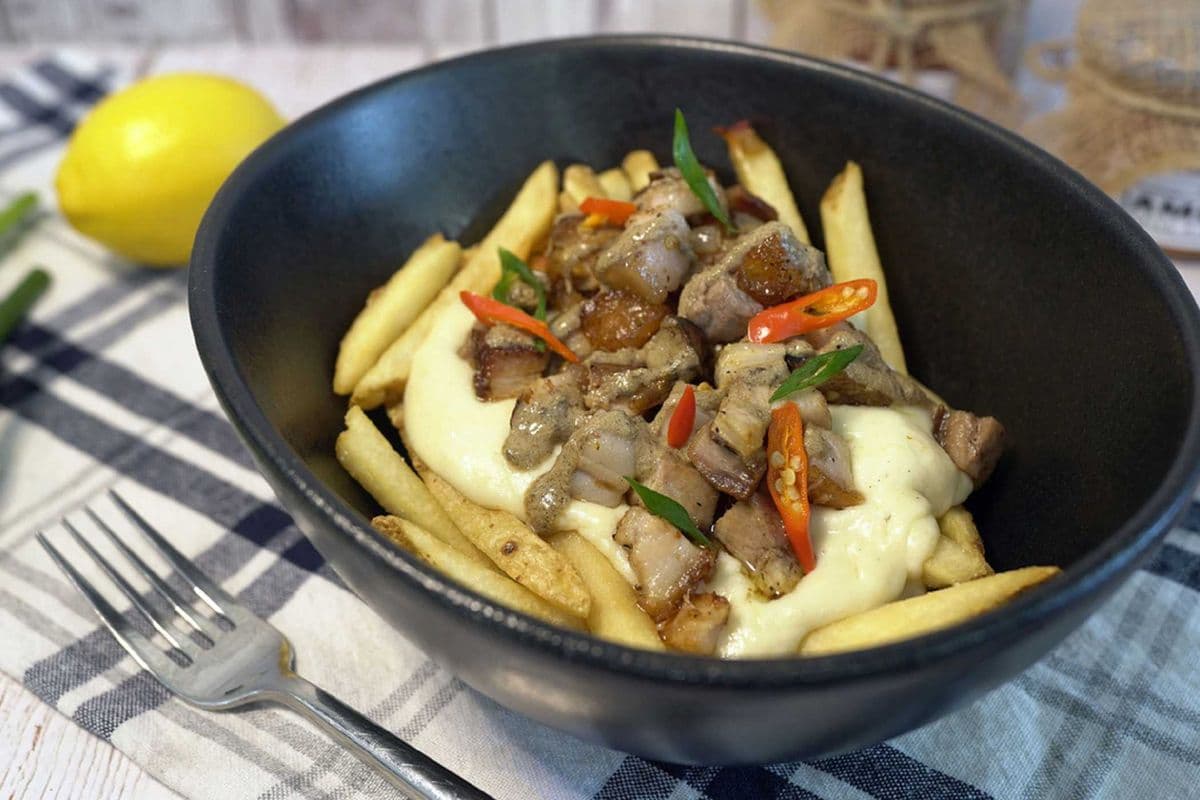 Sisig Poutine