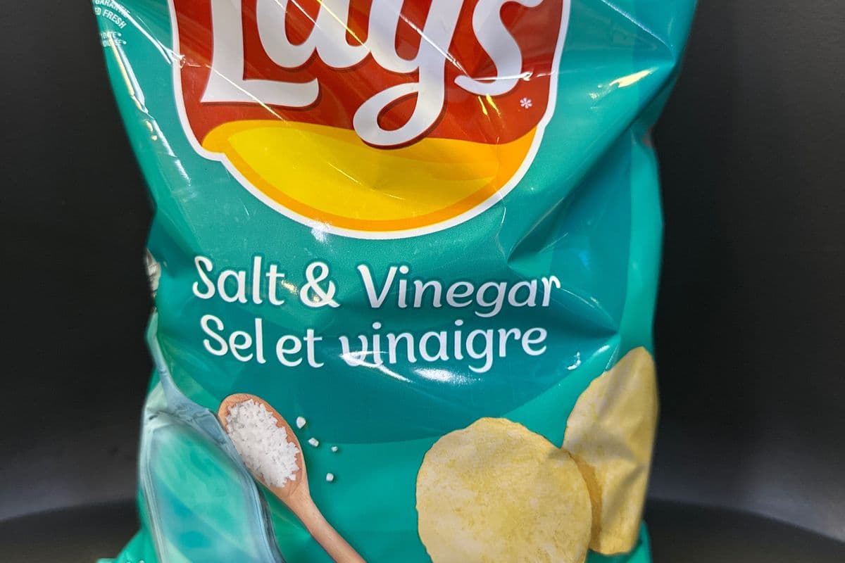 Lay's Salt and Vinegar(Small) (66g)