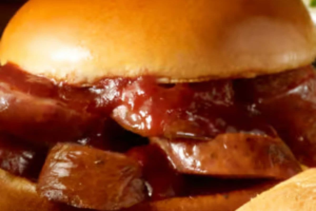 Classic Sausage Sandwich Plate