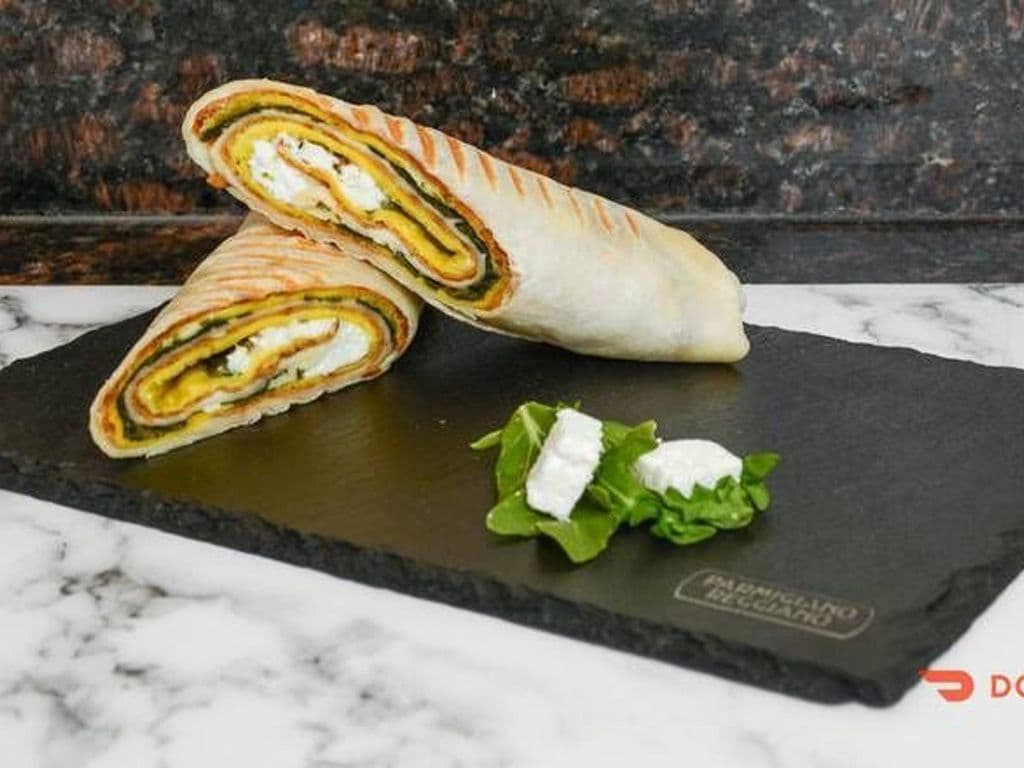 Spinach Feta & Egg White Wrap
