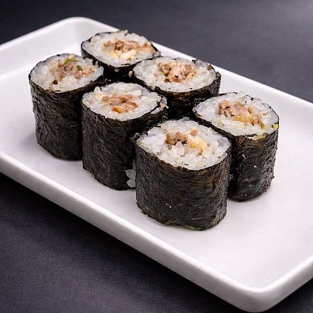 Grilled Salmon (6 Pieces) / R48 (Nouveau) Saumon Grillé (6 Morceaux)