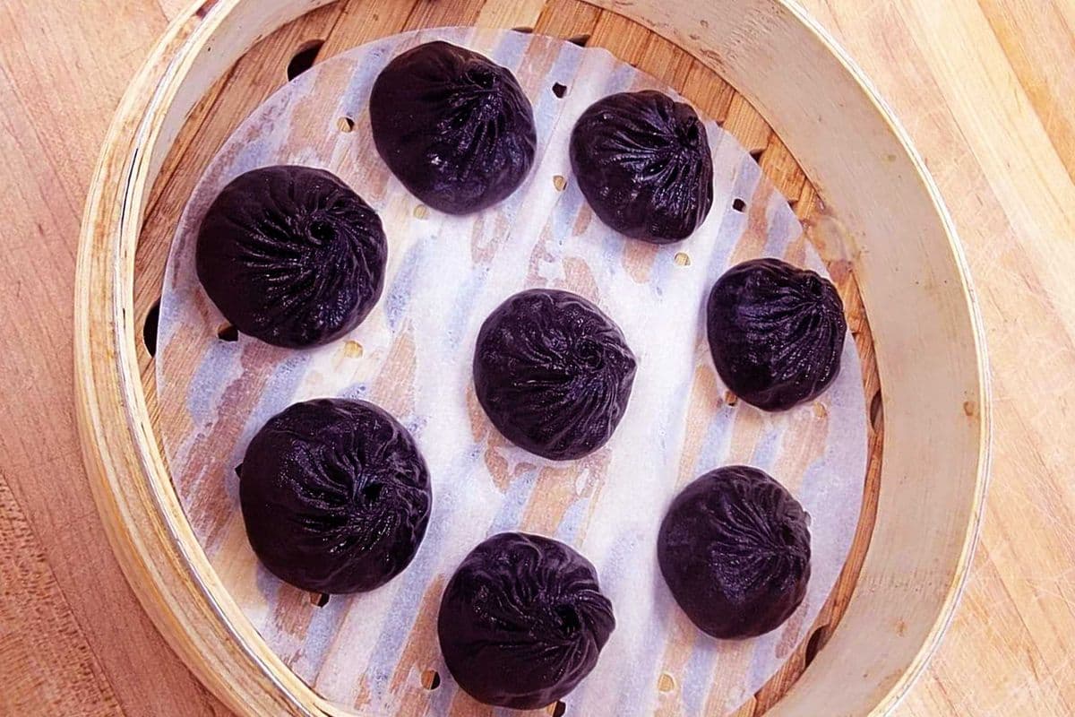 【New】Steamed Black Truffle & Pork Soup Dumplings(8 pcs)黑松露小龍湯包