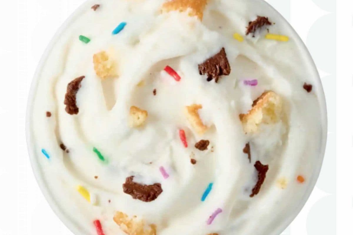 Blizzard Beigne Glacé au Chocolat/ Choco Frosted Blizzard