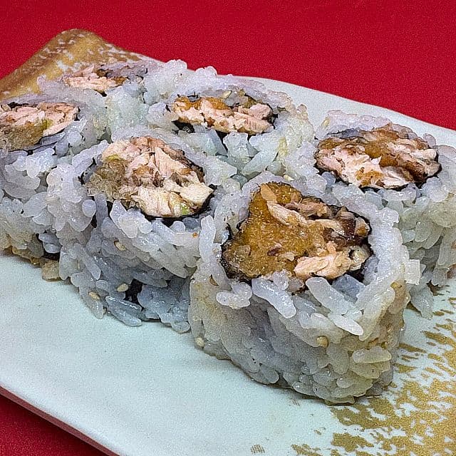 Spicy Crispy Grilled Salmon (6 Pieces) / R49 (Nouveau) Saumon grillé épicé et croustillant (6 Morceaux)