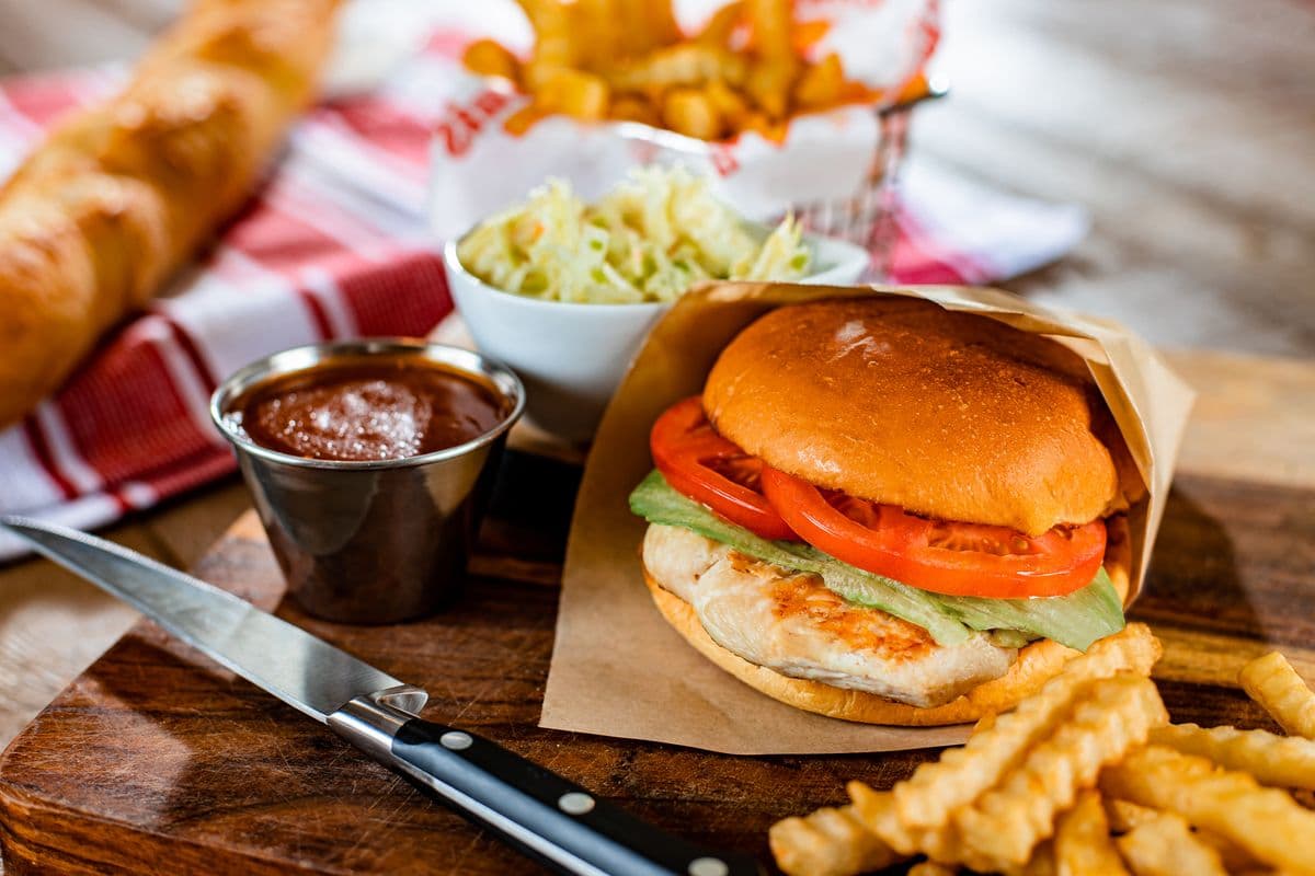 Assiette Burger Poulet Grillé