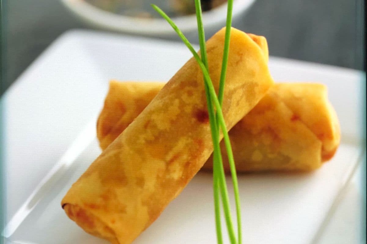205. Vegetable Spring Rolls 素春卷 (2 pcs)