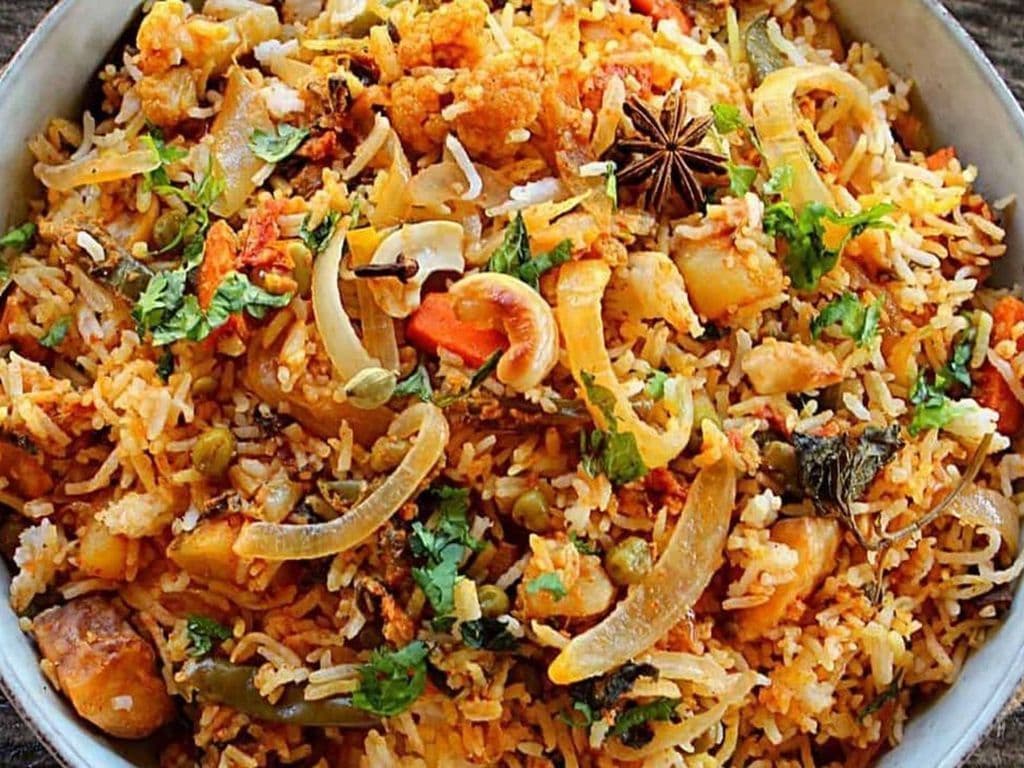 Veg Biryani Tray / Végé Biryani plateau