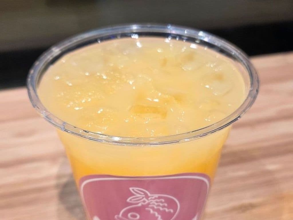 Mango Yakult Breeze
