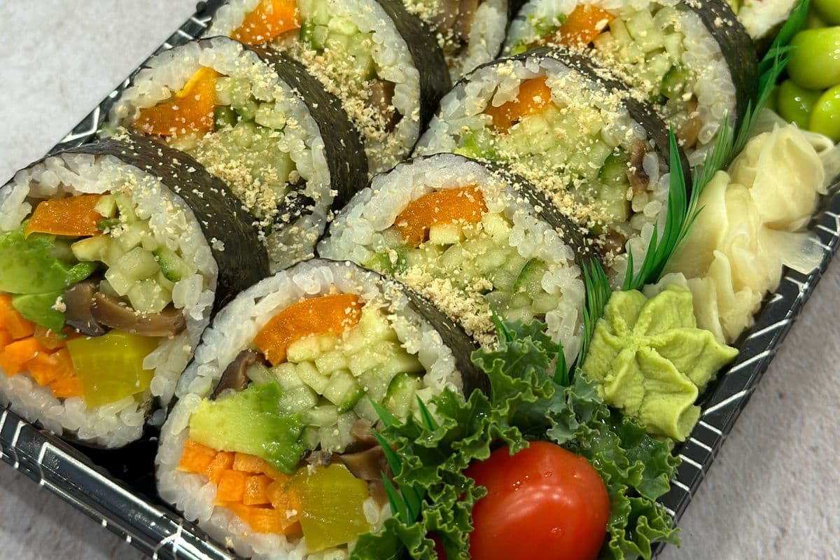 Veggie Futomaki (10pc)