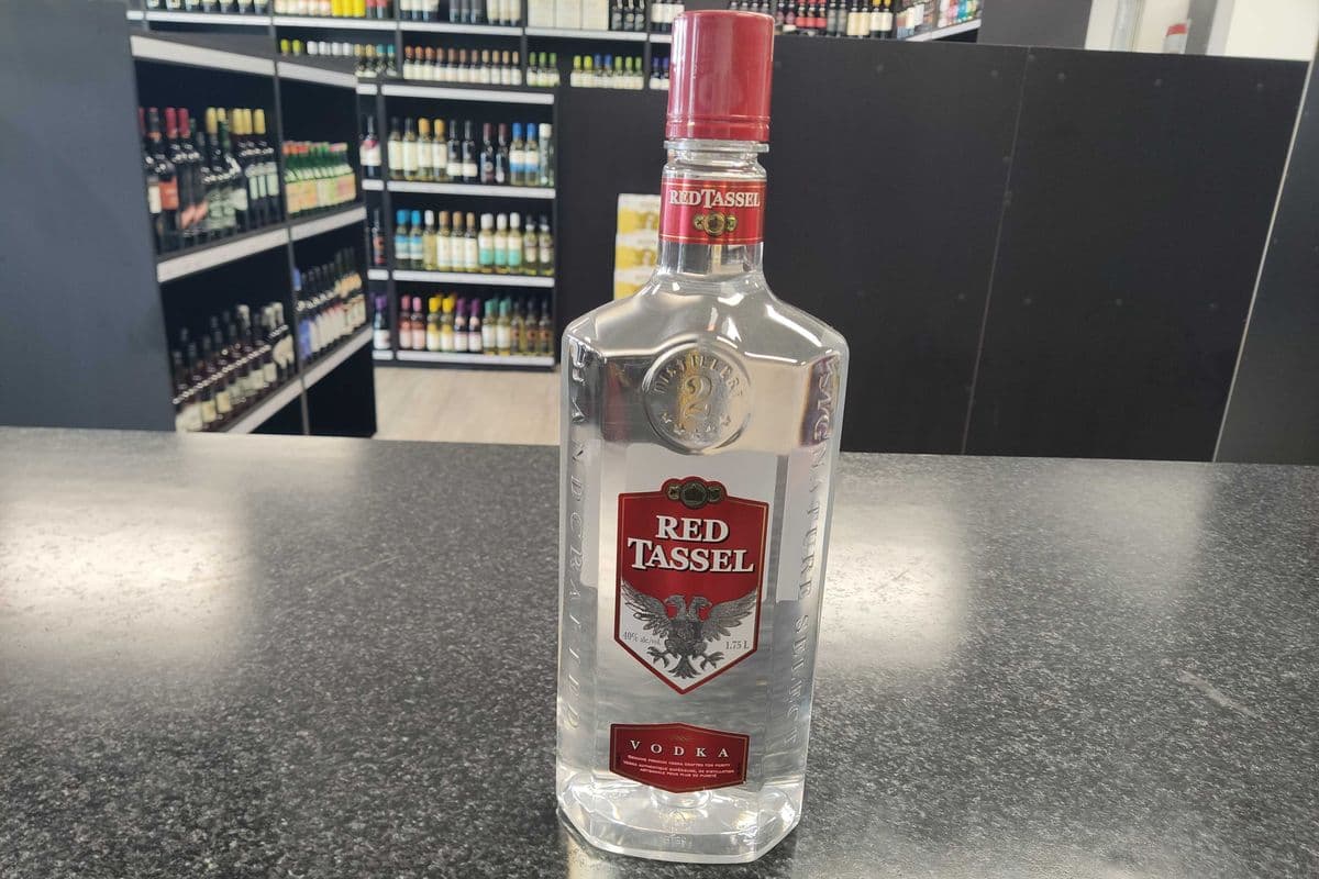 Red Tassel (1 x 1.75L Bottle)