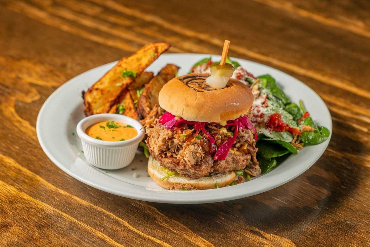 Angus Deluxe Burger