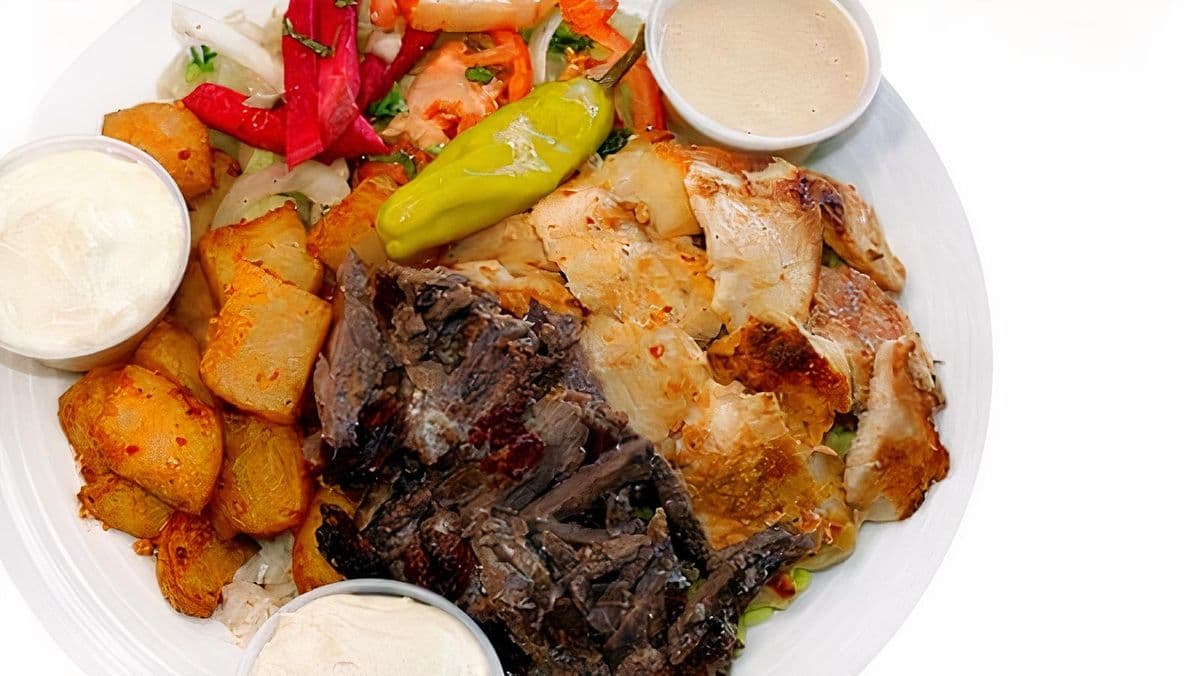 Spéciale assiettes pour 4 (avec 4 boissons)