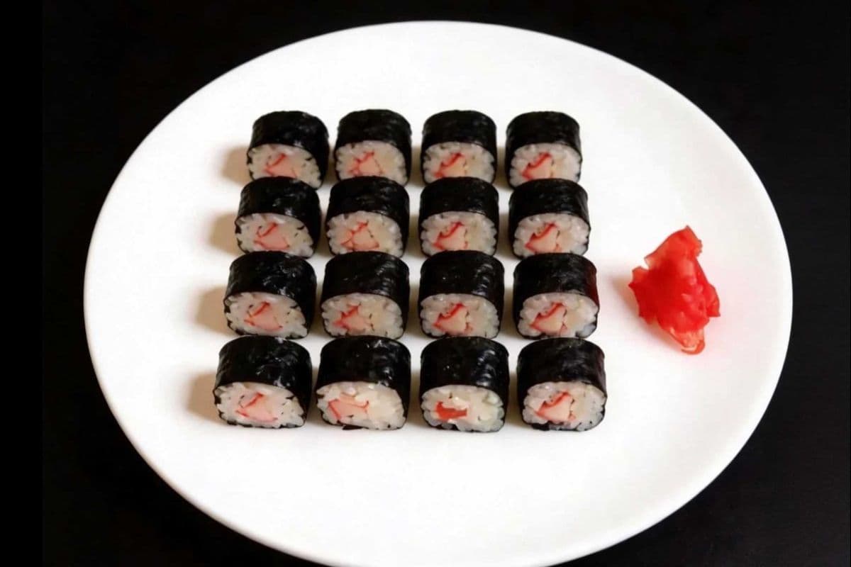 A2.Fosomaki(thin roll), Split(8+8) (8 pieces+8 pieces )