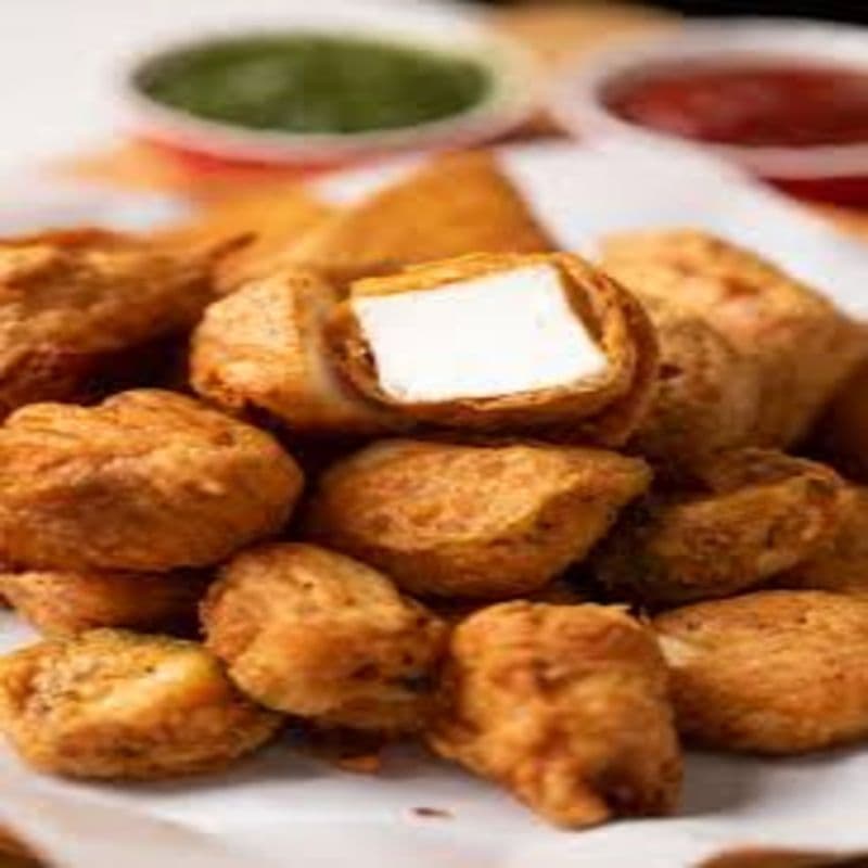 6. Crunchy Paneer Pakora (8 pcs)