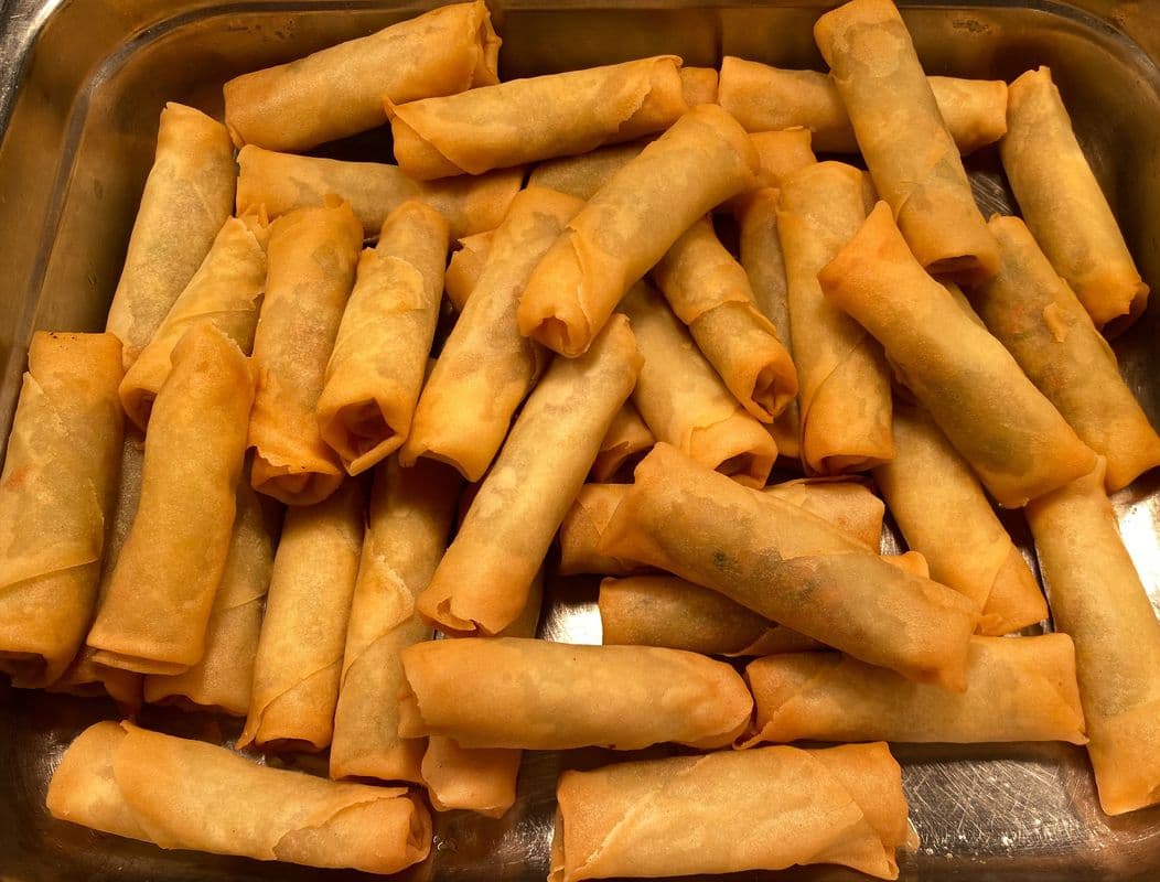 4. Spring Roll (6 pcs)
