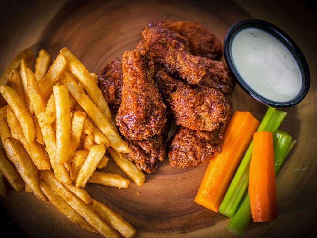 Cloud's Wings & Fries