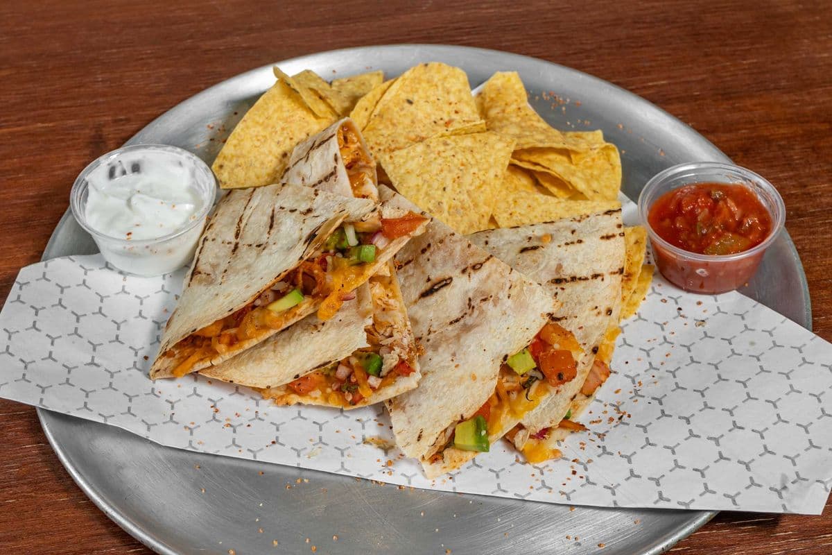 Spicy Chicken Queso