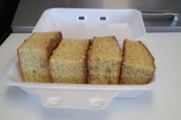 Cornbread (4 pcs)