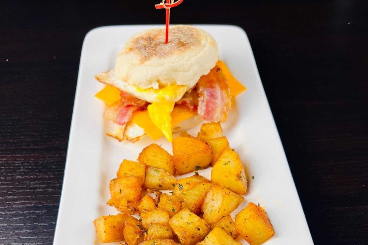 Egg, Cheddar Cheese and Bacon Sandwich