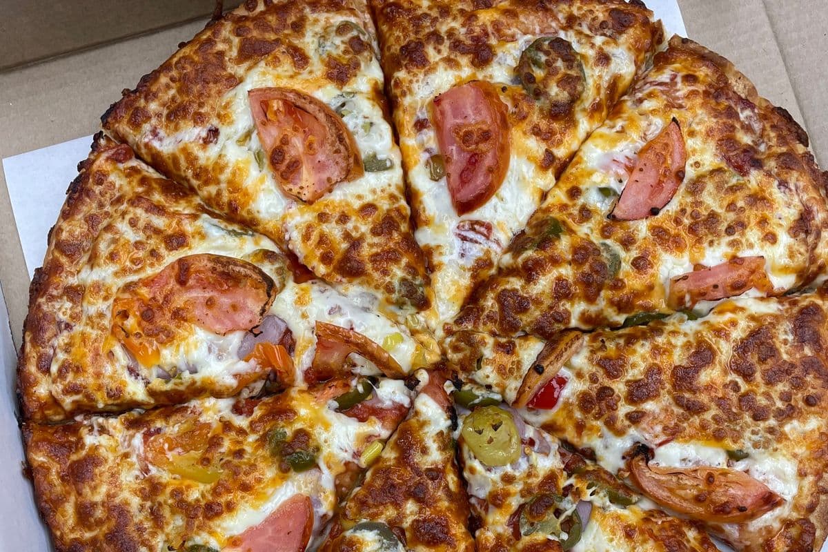 Hot and Spicy Pizza( medium)