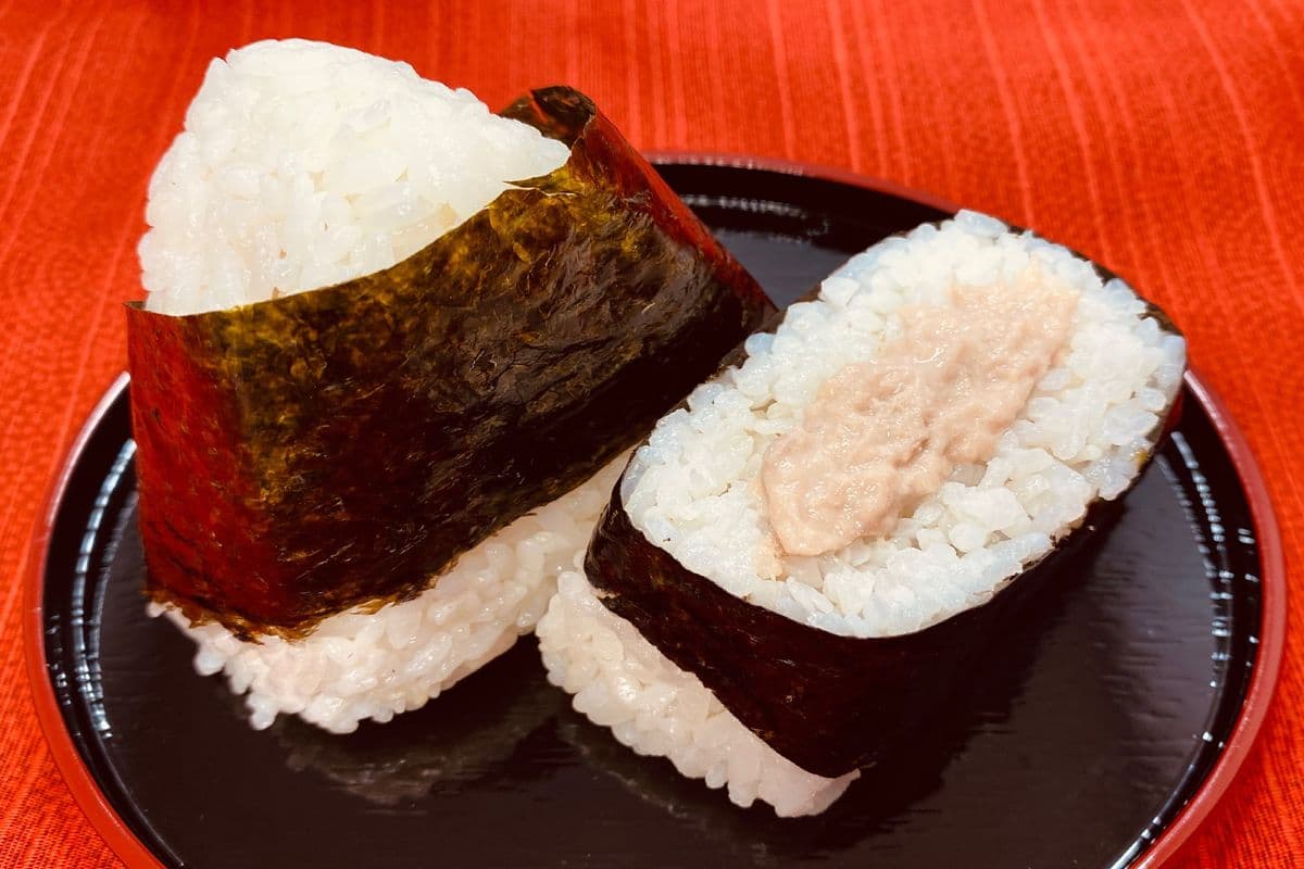 Onigiri thon-mayo / Mayo Tuna Onigiri