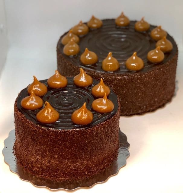 Rollo Chocolate Cake (6" round cake 8-10 Slices)