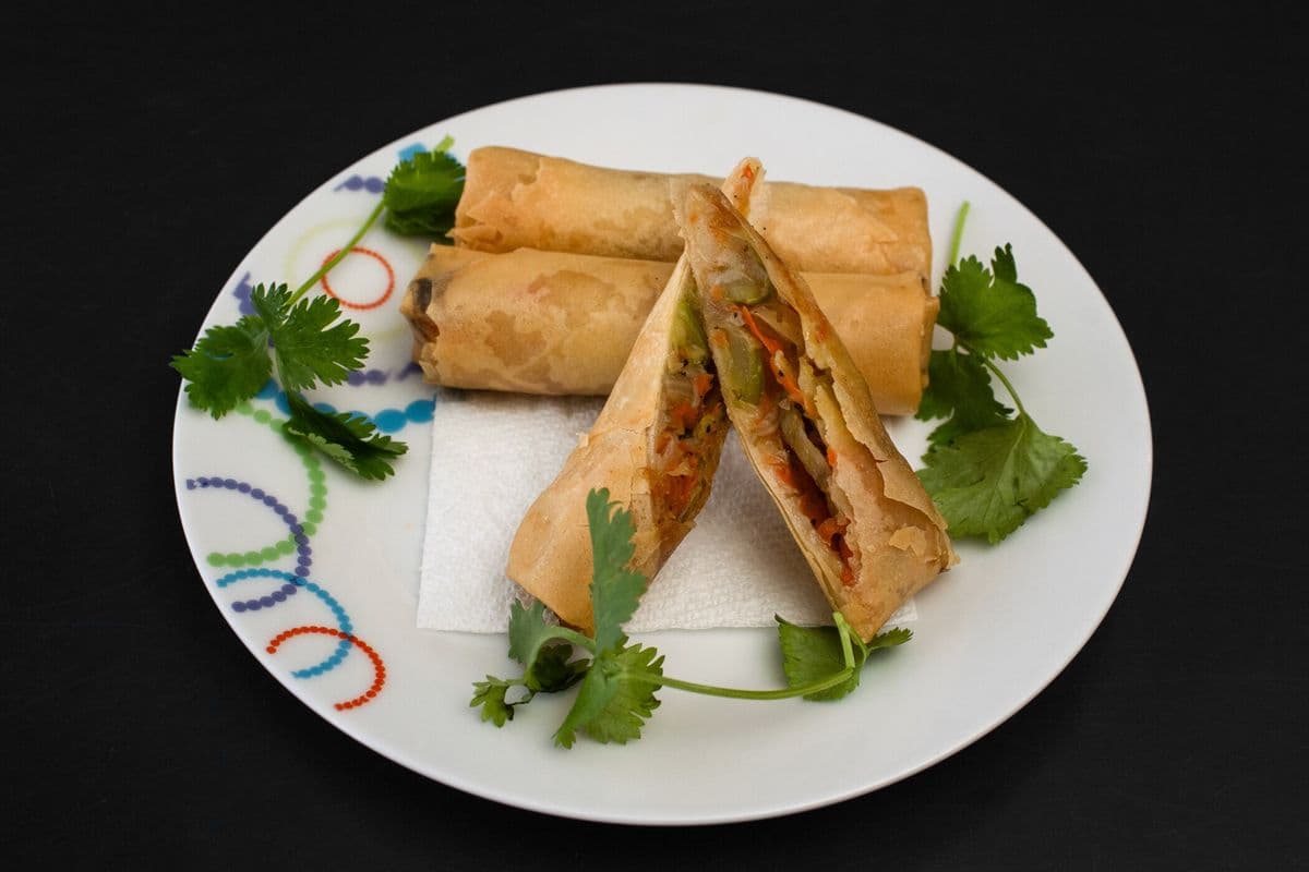 4. Vietnamese Spring Rolls (4)
