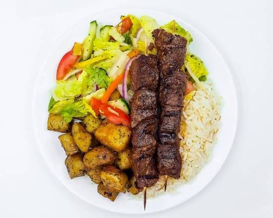 Filet Mignon Skewers Dish / Assiette brochettes de filet mignon